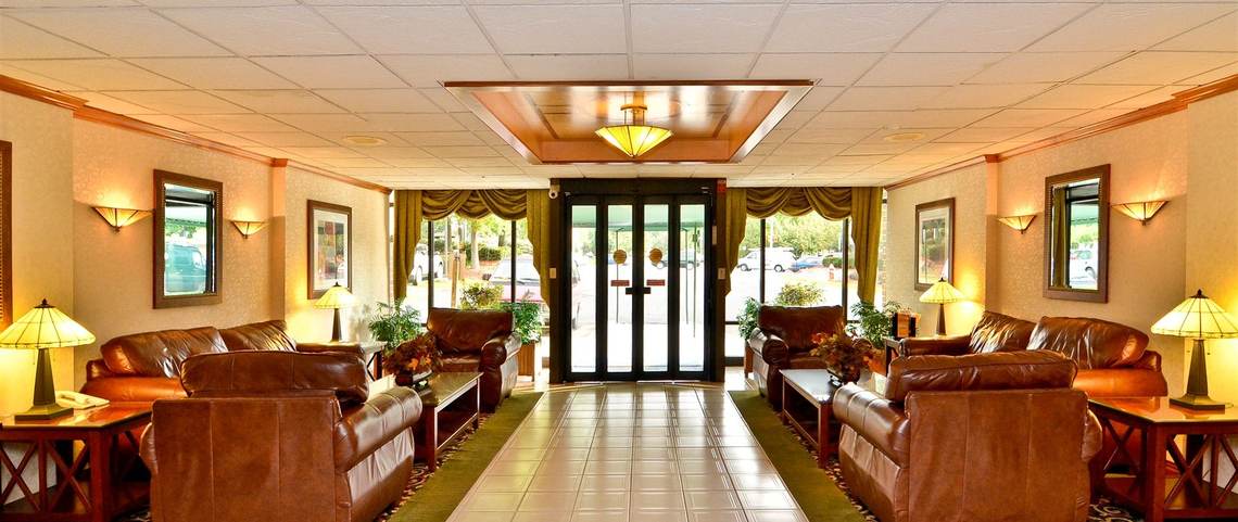 lobby-3.jpg